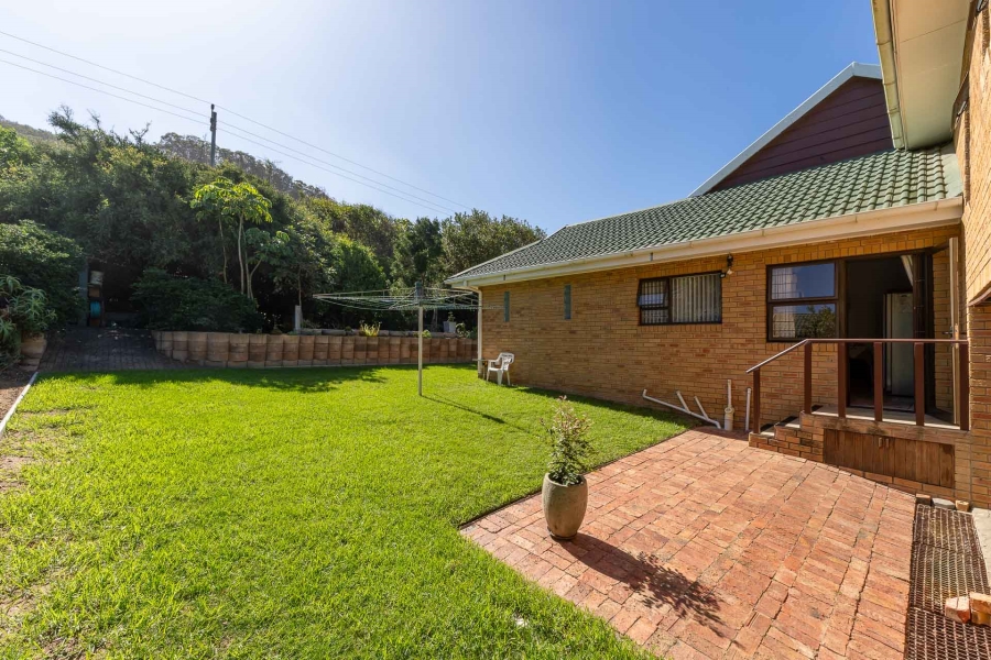 4 Bedroom Property for Sale in Hersham Western Cape